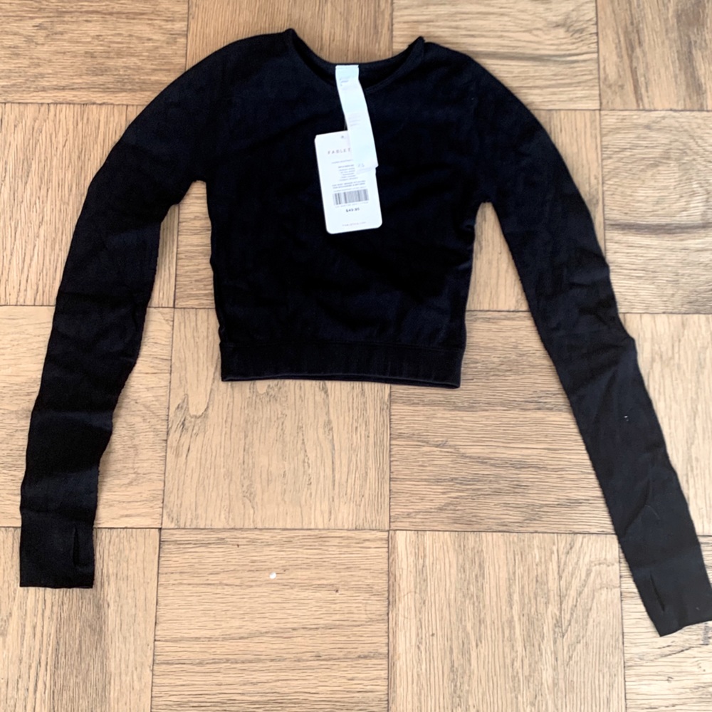 Brand new! Fabletics Valeria Sculptknit top!